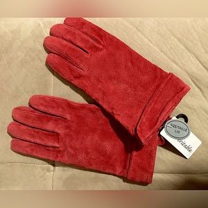 Woman’s leather gloves brand new nice colour great for valentines